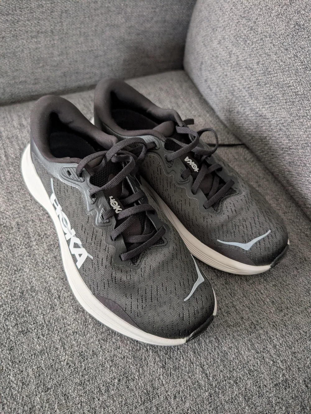 Hoka sleek runner